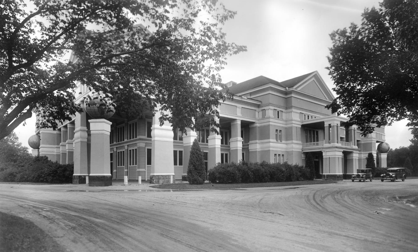 Mineral Palace Exterior