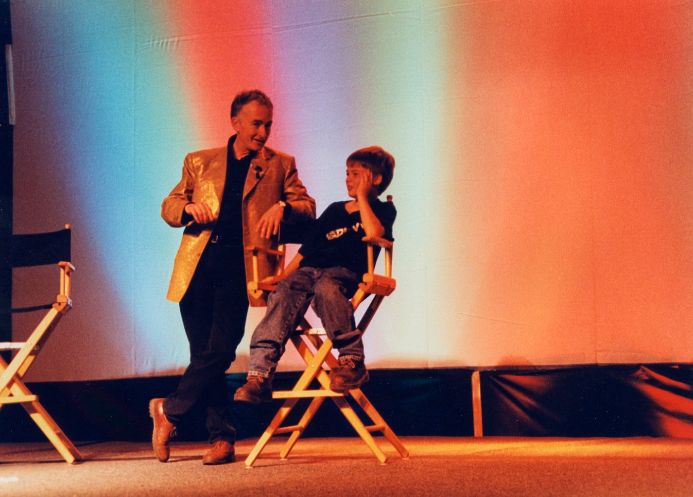 Anthony Daniels (C-3PO) and Jake Lloyd (Anakin Skywalker)