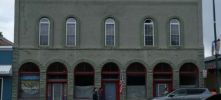 A picture of a building.